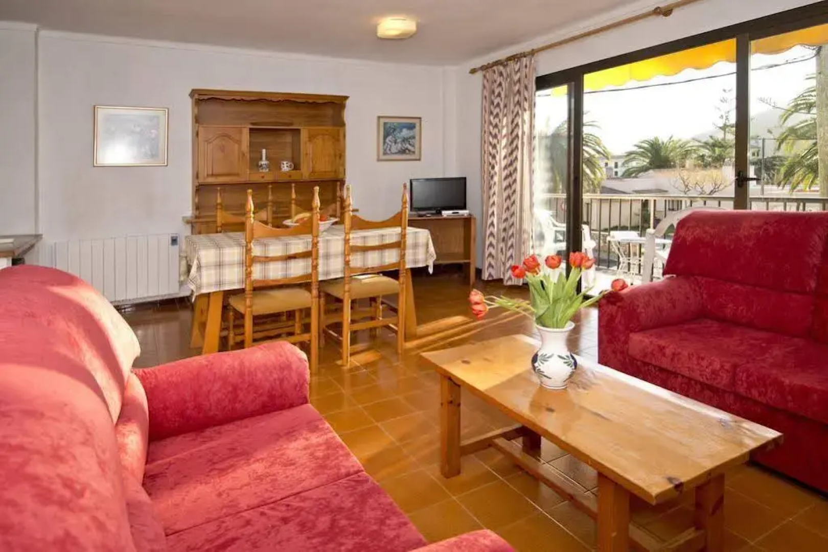 Apartamentos Ponent Mhm