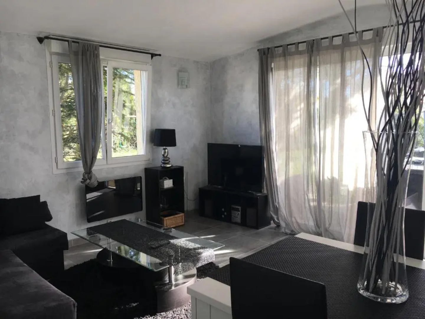 Piscine ET JACUZZI ST GEORGES DE DIDONNE a 1km de la plage