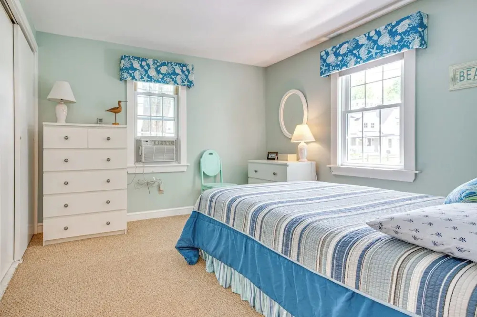 Walk to Goose Rocks Beach: Quiet Townhome w/ Patio