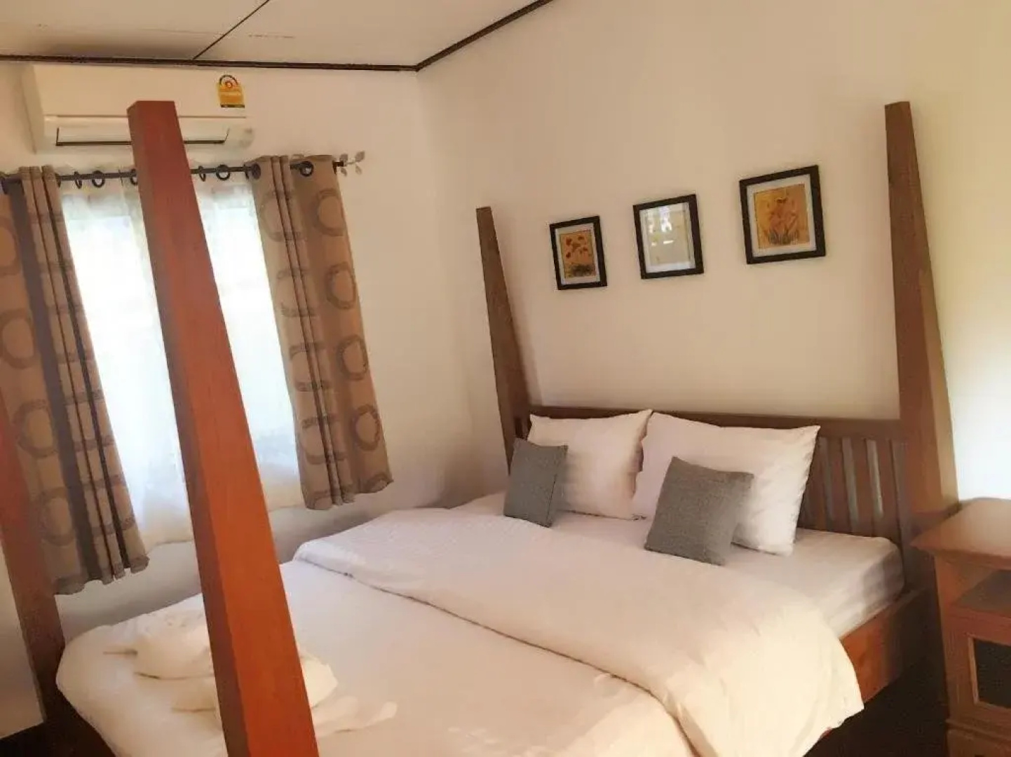 The House Boutique Hostel