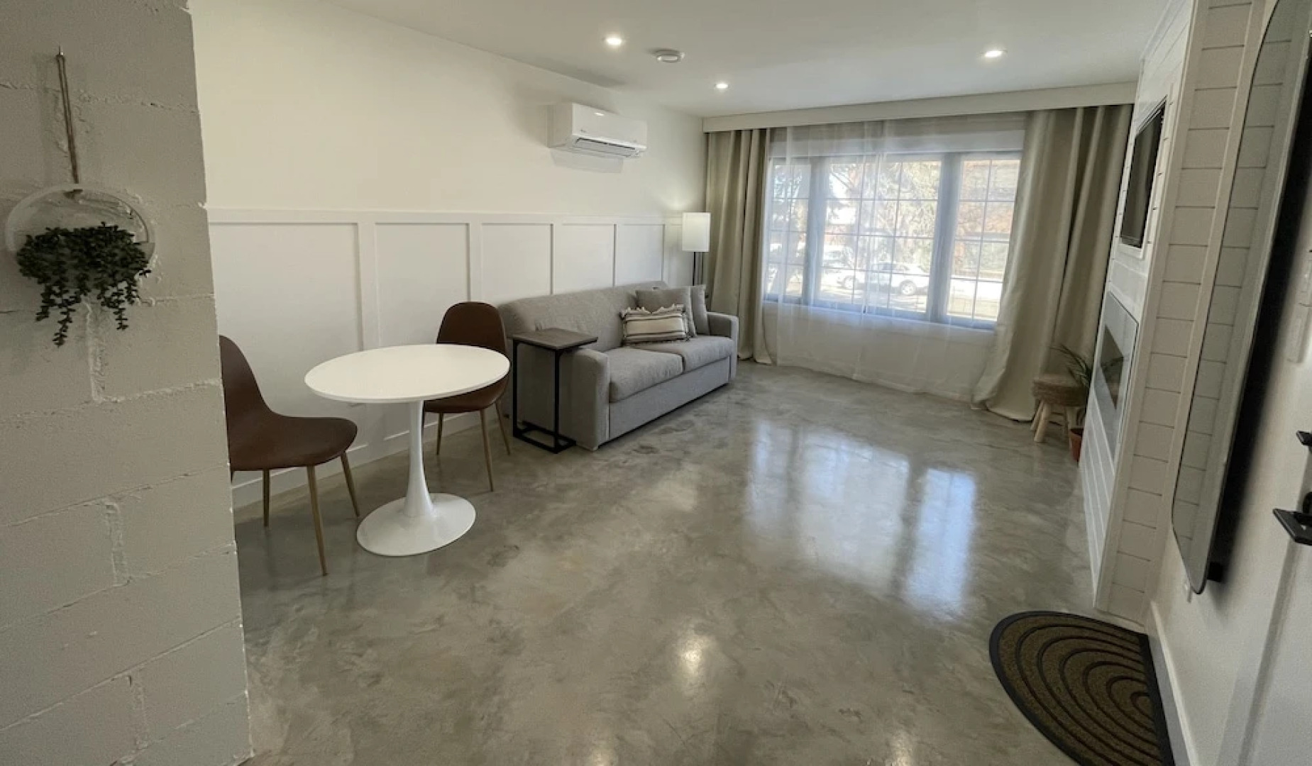 Suite I at The IV HAUS