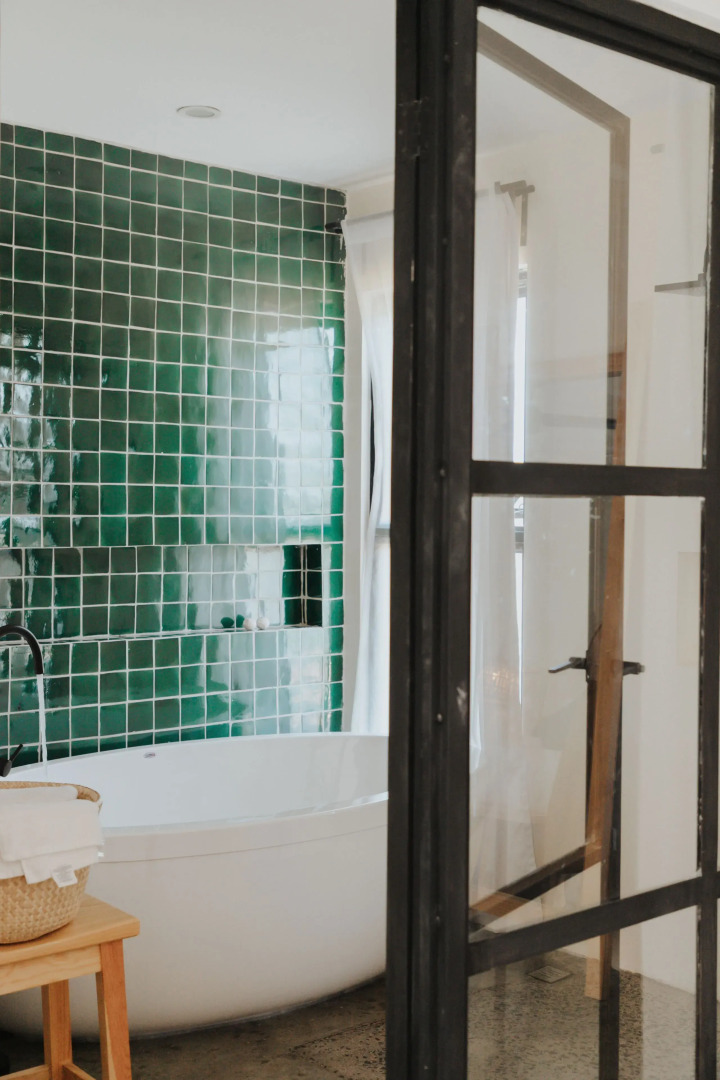 Hotel So Far So Good