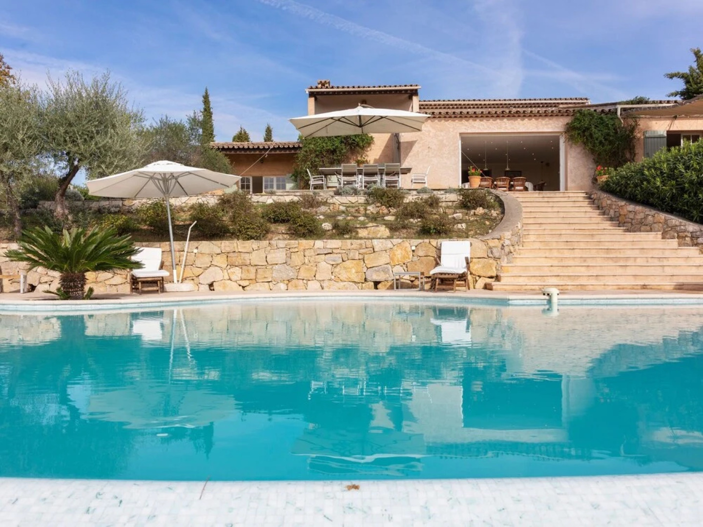 South French Air-conditioned Villa With Heated Pool and Panoramic Views