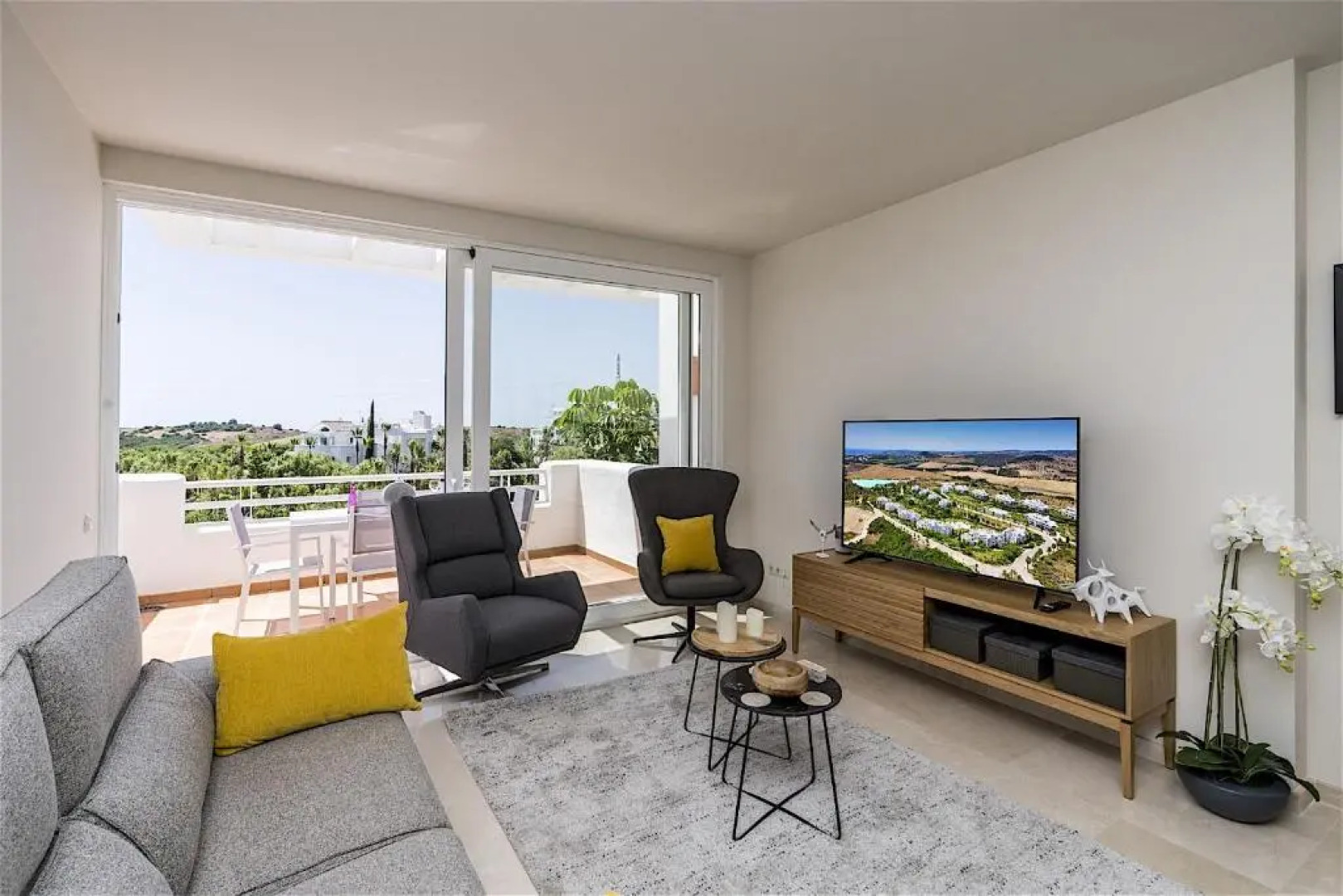 AL-512 - Alcazaba Lagoon