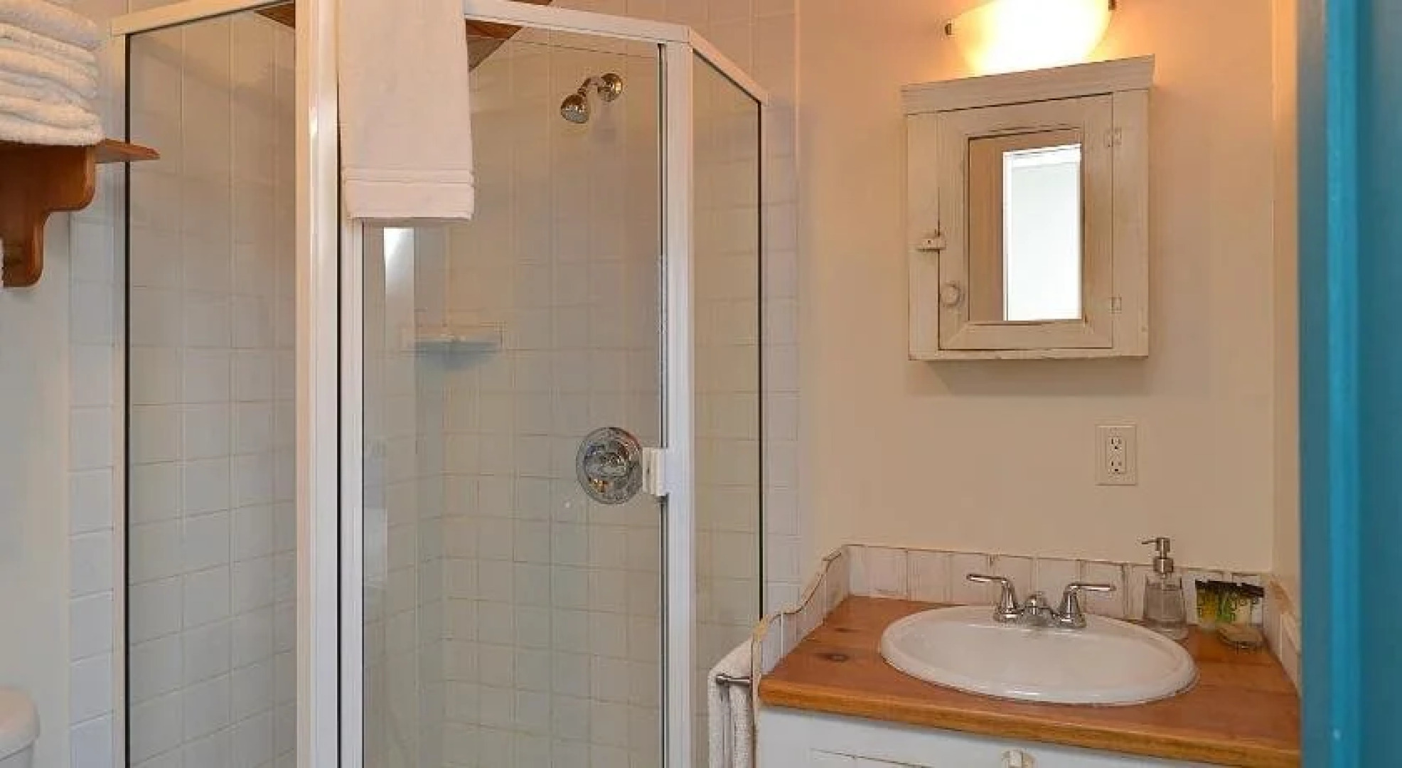 John Henry's Marina and Resort