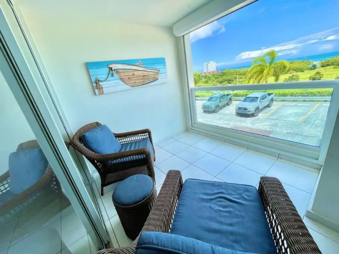 Horizon View Apartment