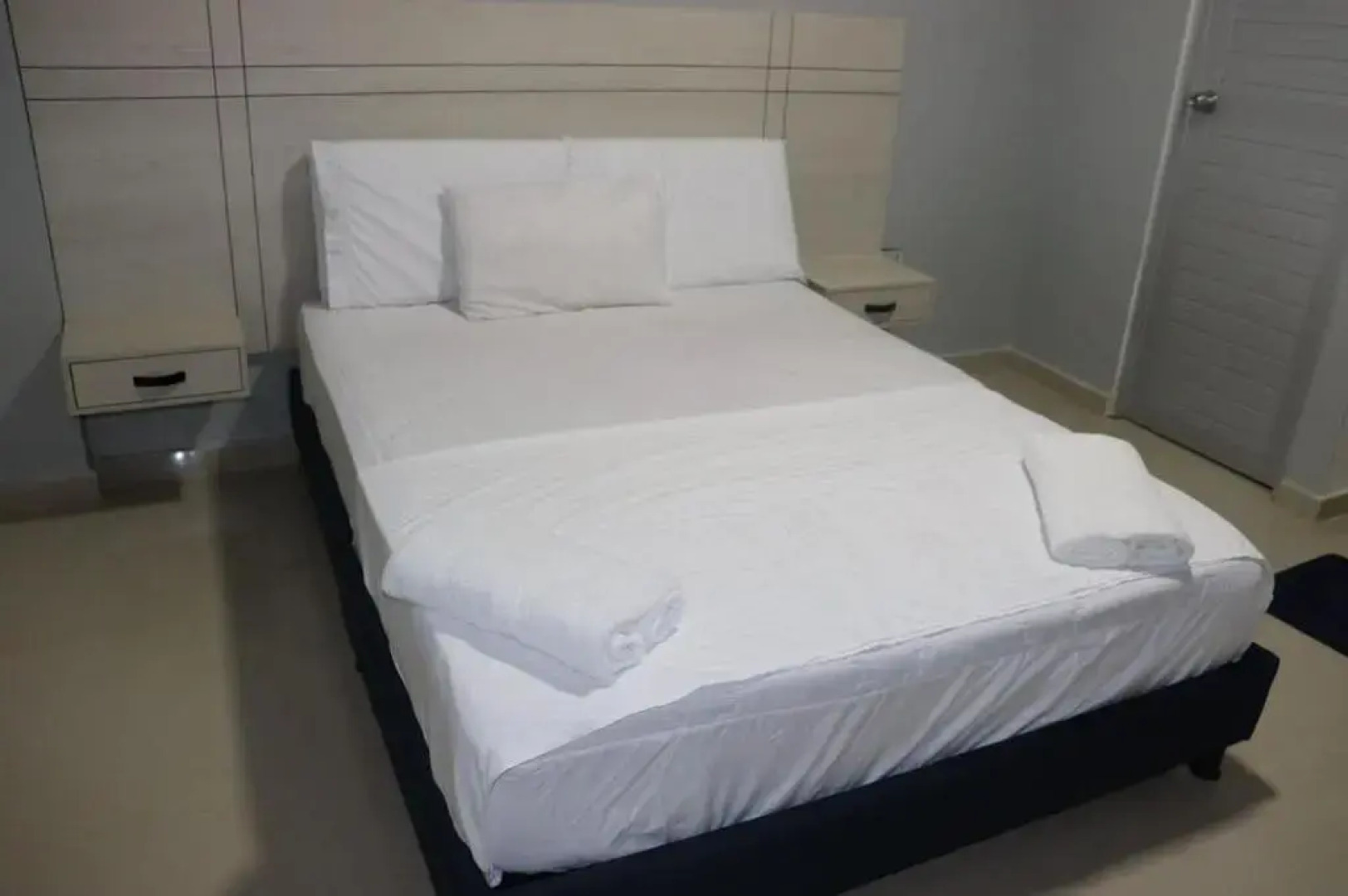 Hotel River Suite