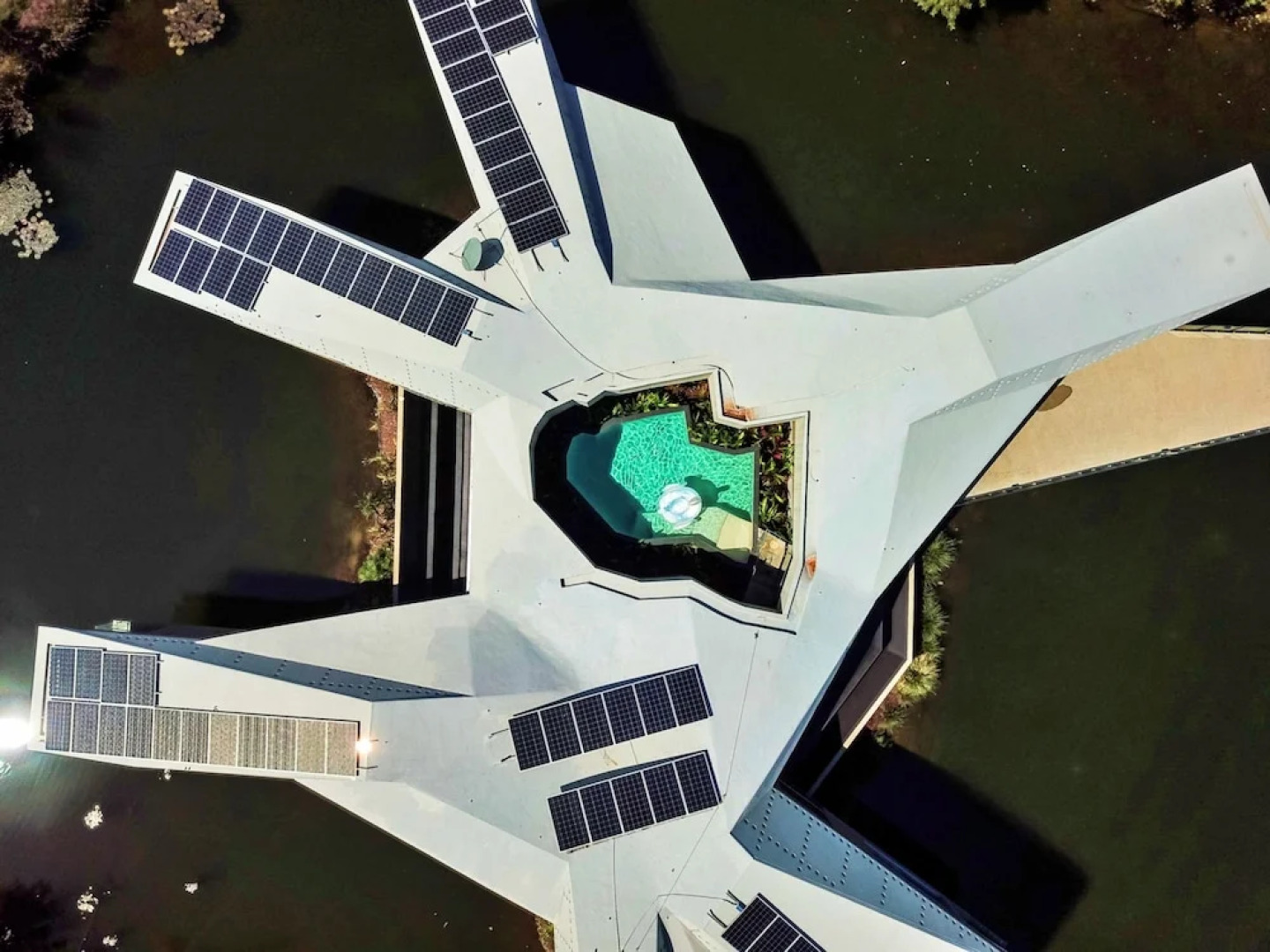 Alkira Award Winning Luxury Holiday Home