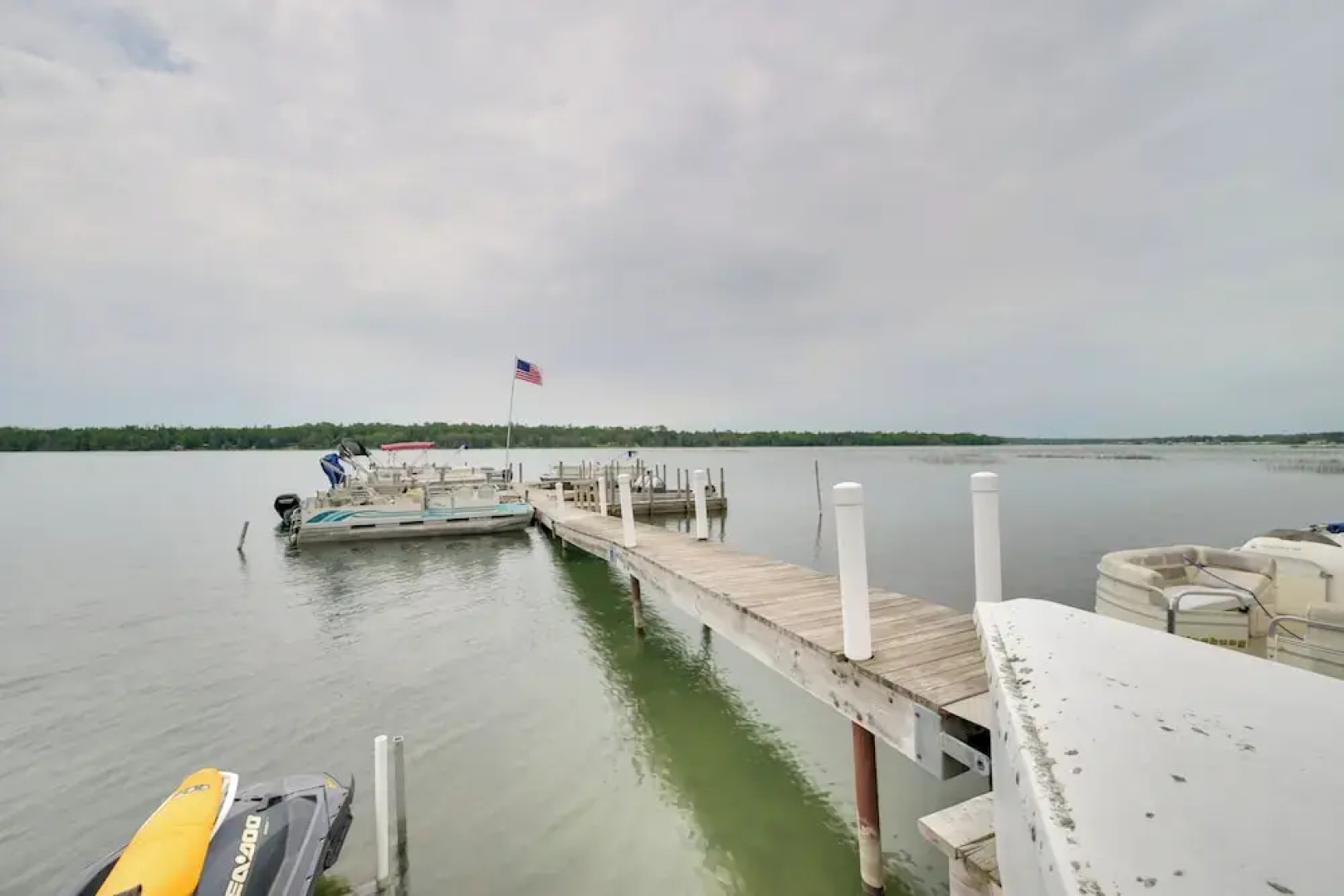Sandy Beach & Sunset Views: Cedarville Cabin!