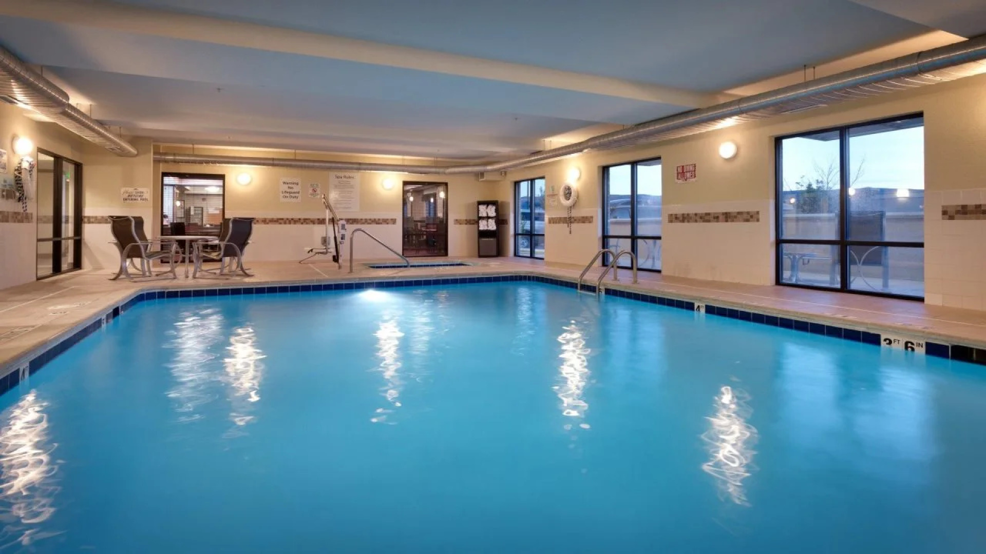 Holiday Inn Express & Suites Grand Junction by IHG