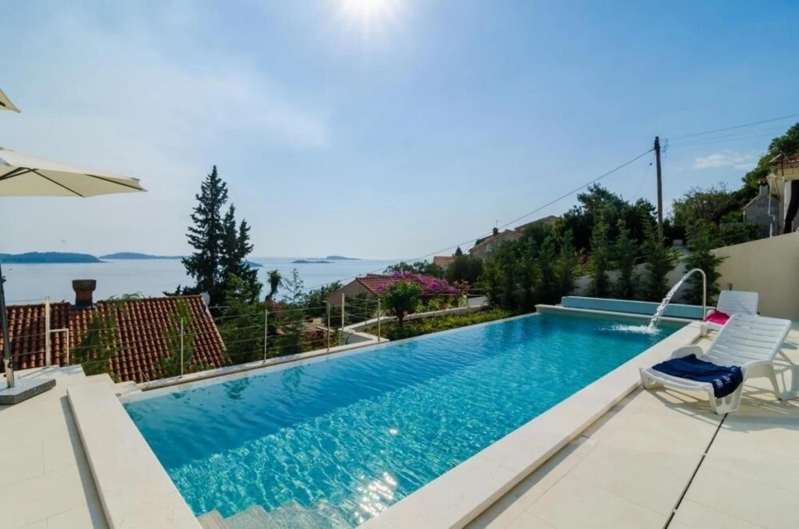 Villa Orlando - Five Bedroom Villa With Swimming Pool and Sea View ID Direct Booker 3375