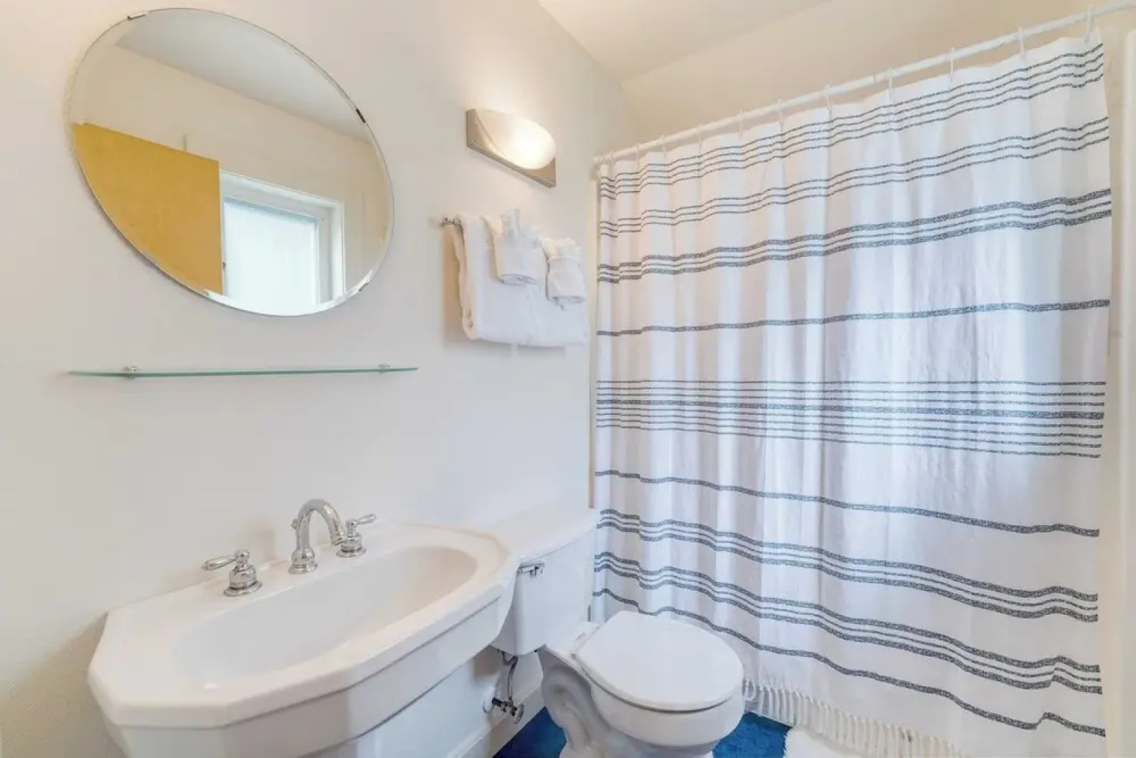 Lolis Place by Avantstay Walk to the Beach + Private Hot Tub