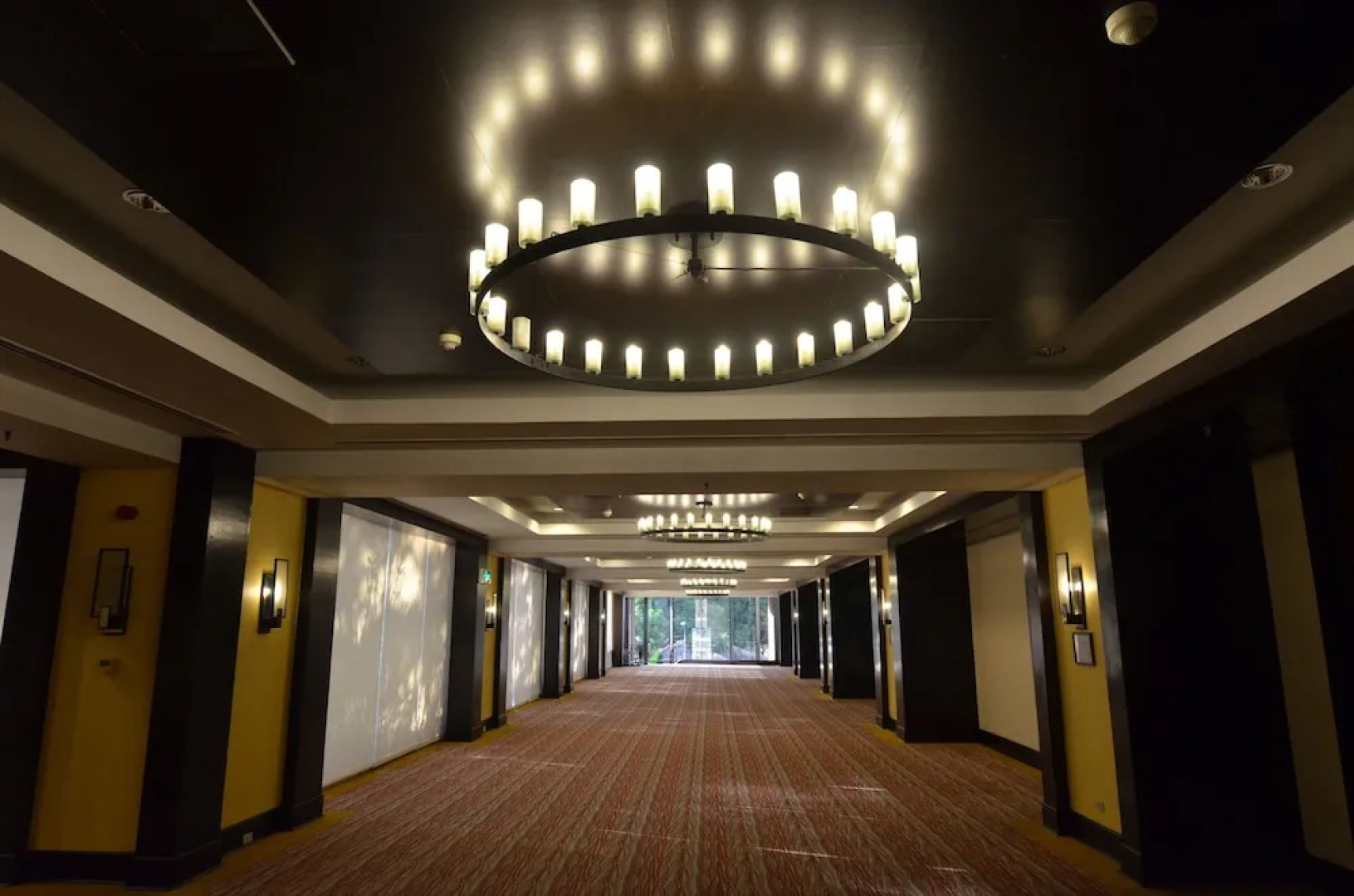 Holiday Inn Clark Field