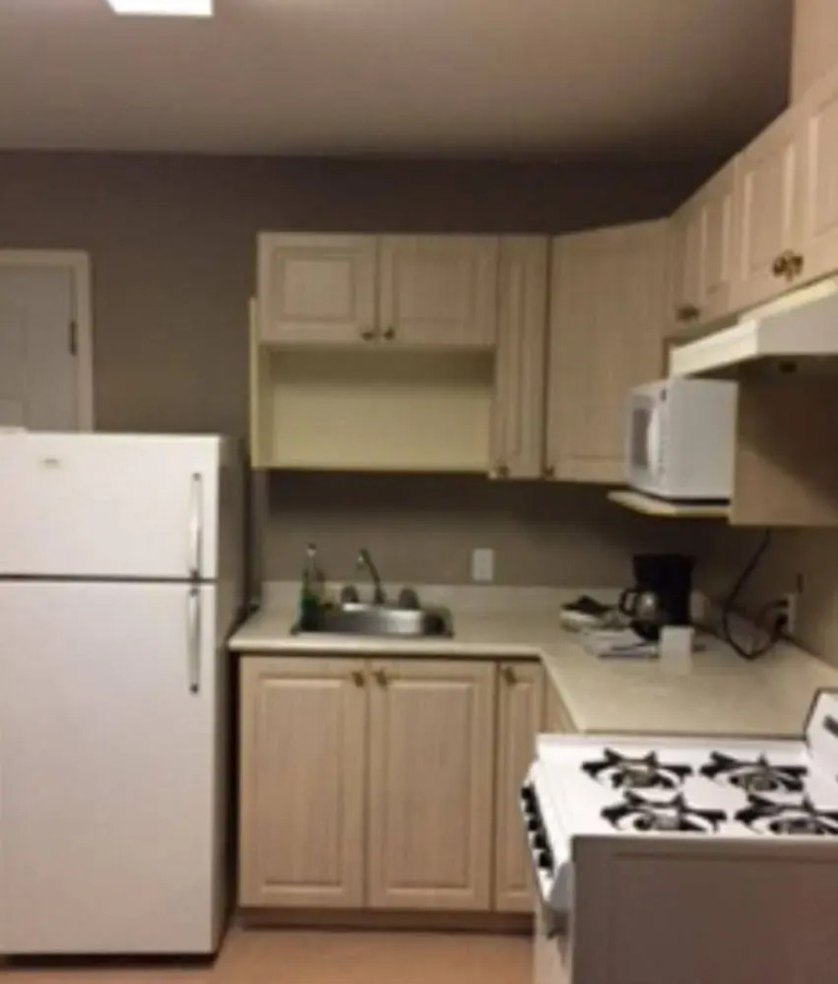 Fraser Bridge Inn & R.V Park