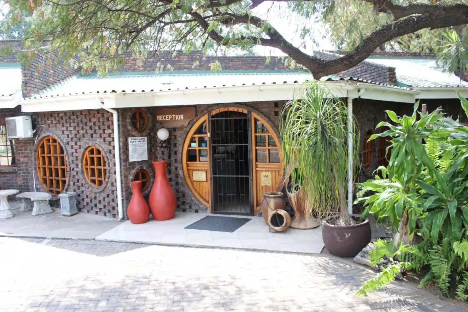 Royal Game Guest House