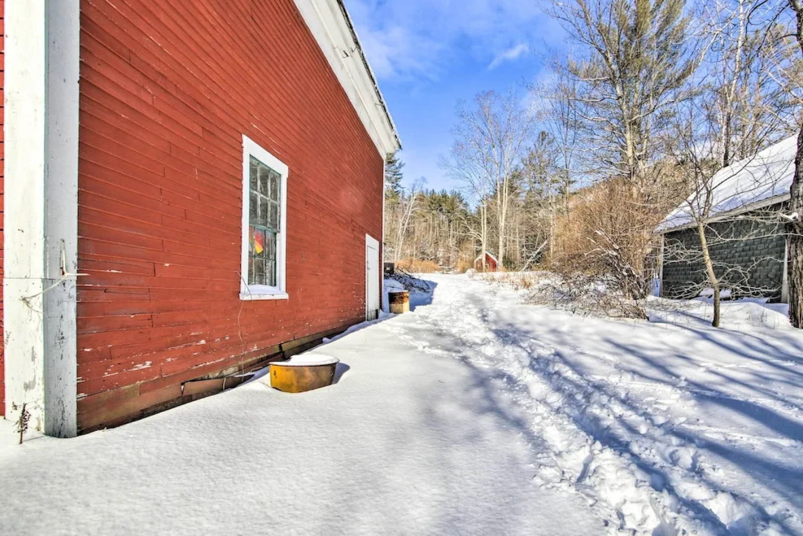 Quaint & Cozy Apartment 12 Mi to Ski Slopes