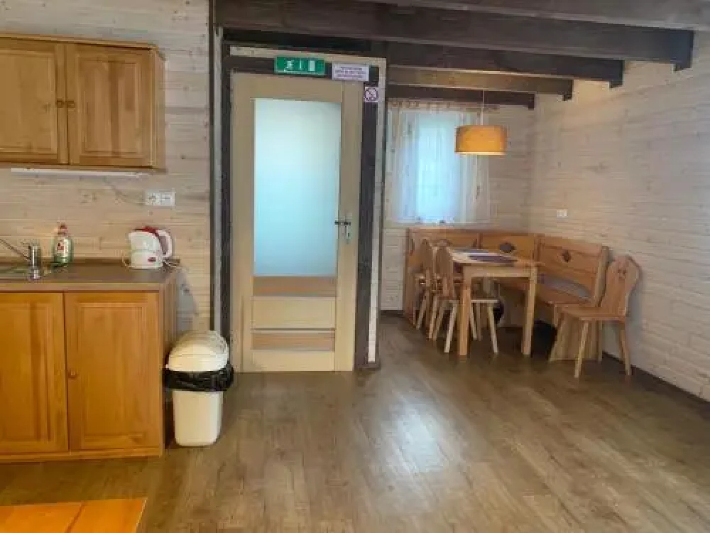 Chatovy Rezort Lopusna Dolina