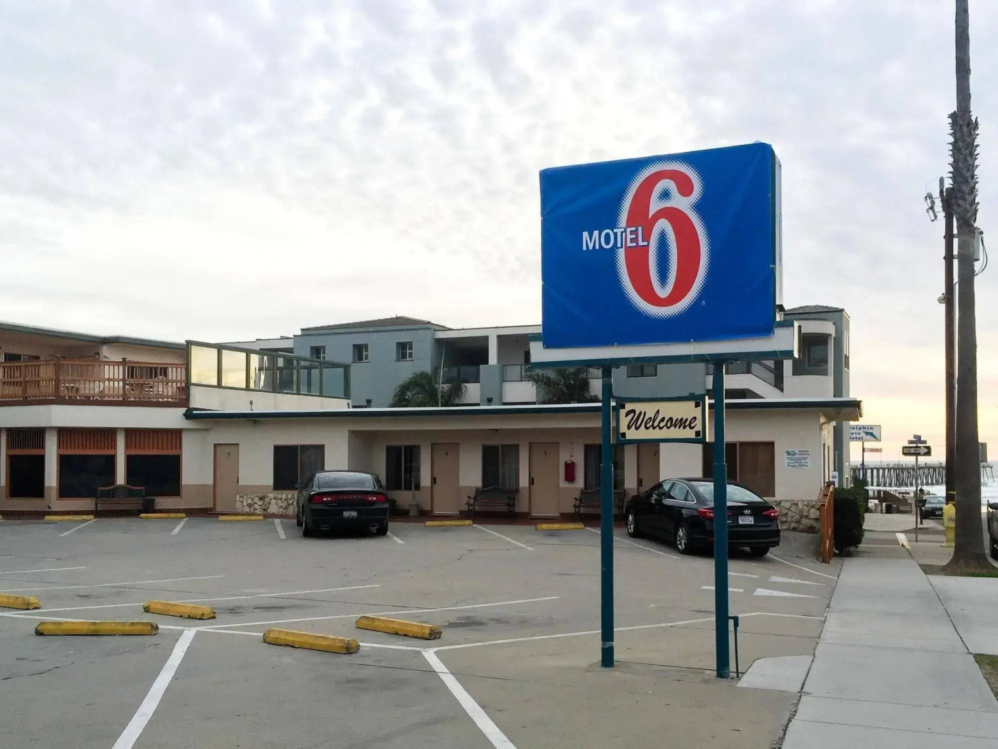 Motel 6 Pismo Beach - Pacific Ocean