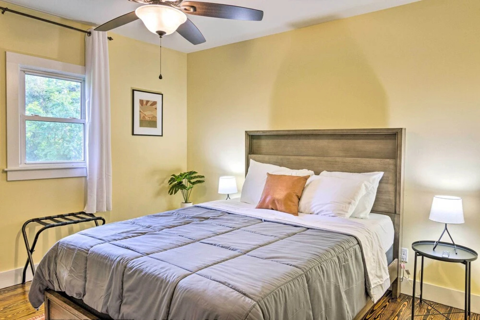 Modern Weaverville Home With Outdoor Fire Pit!