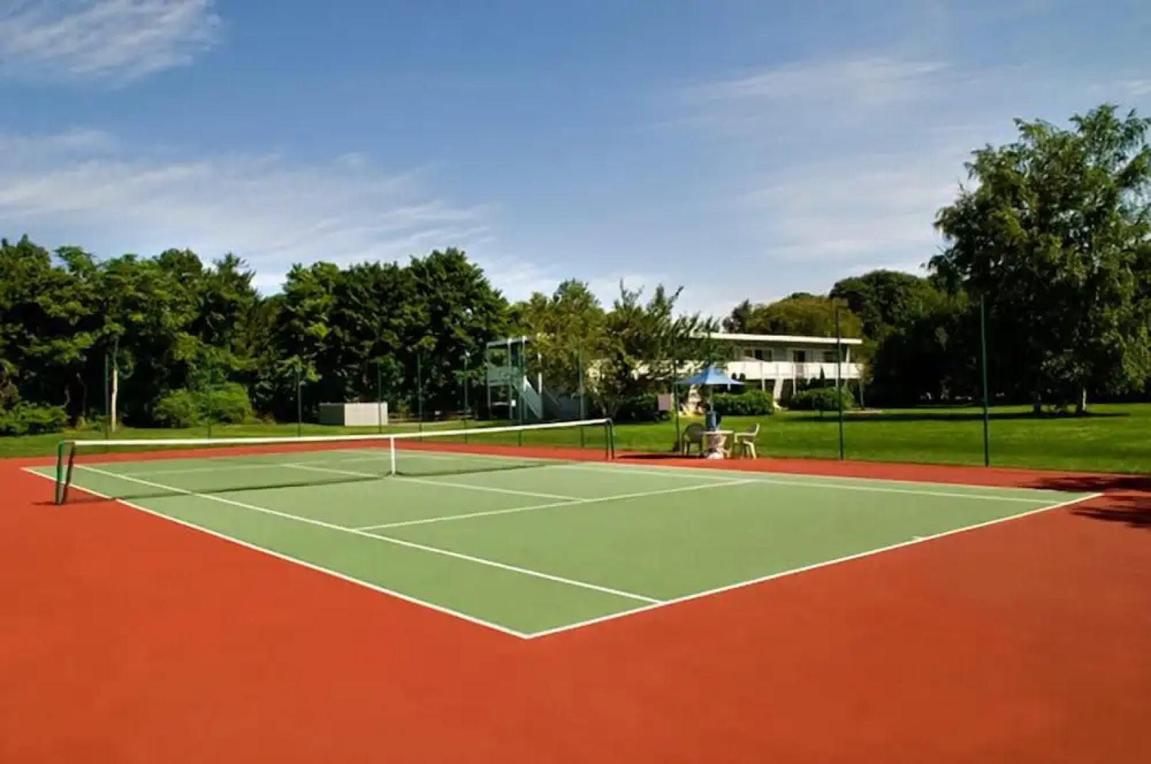 East Hampton House Resort