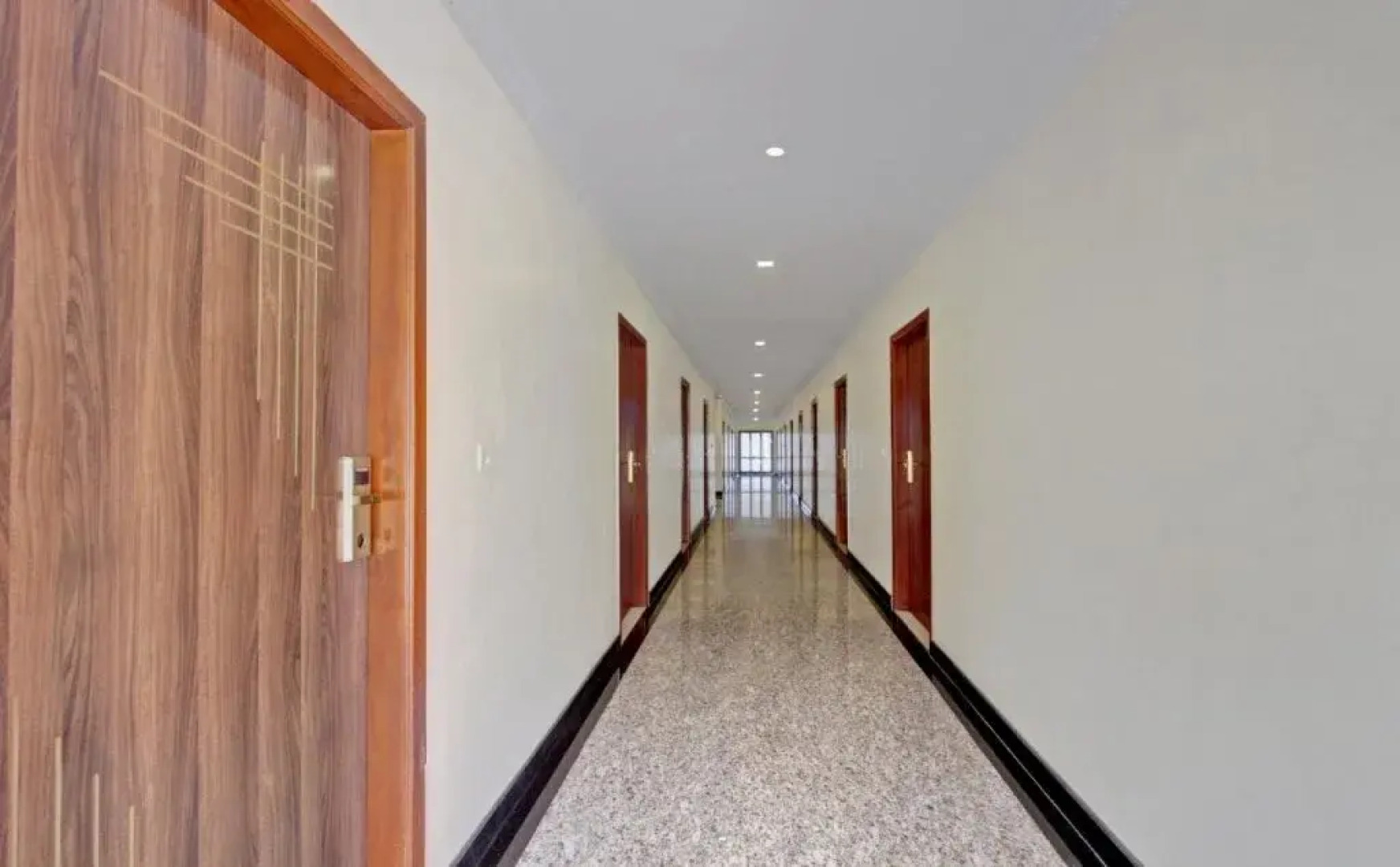 Aar Royal Residency By OYO Rooms