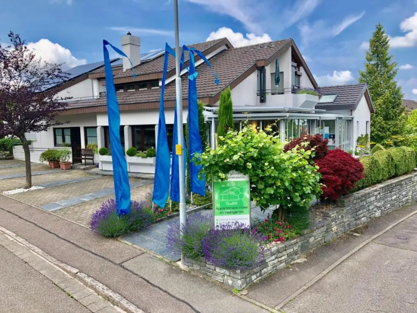 Appartement-Hotel im Weingarten