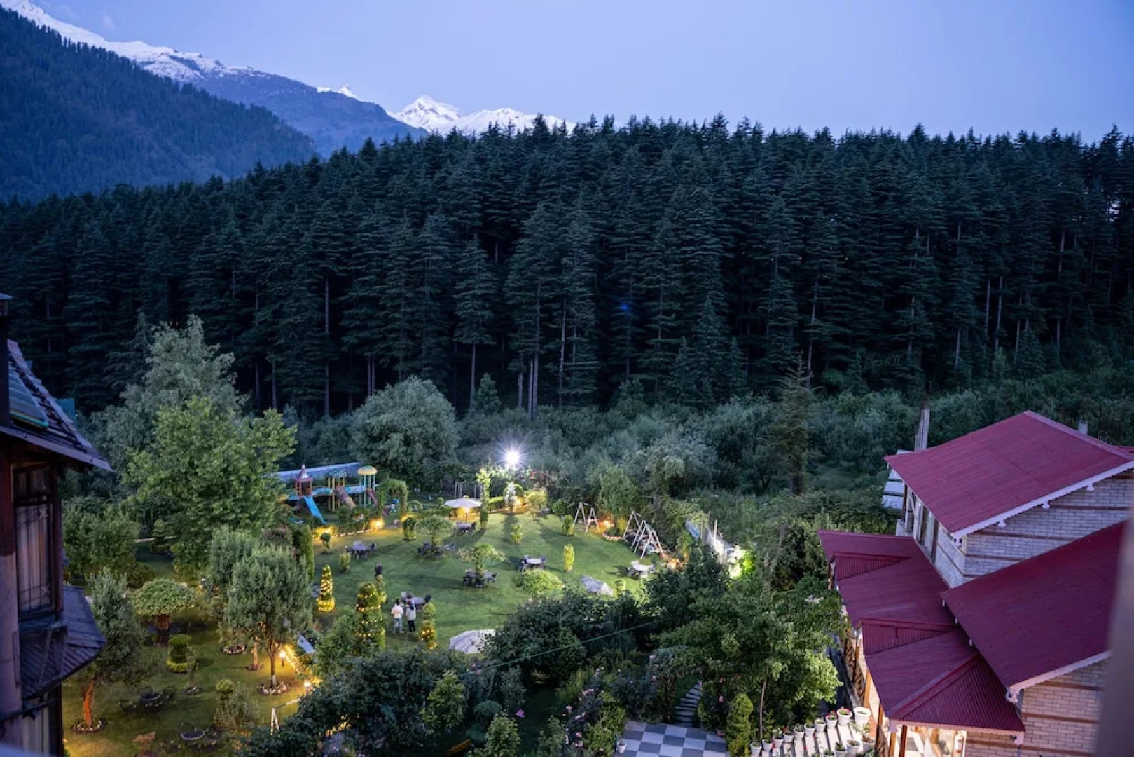 OYO Premium Log Huts