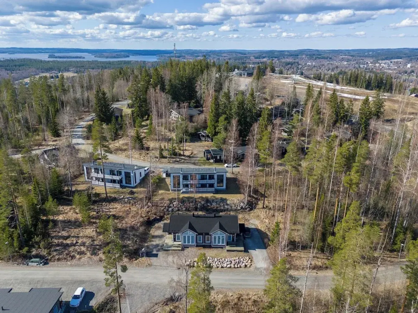 Spacious 2BR Cabin at Riihivuori Peak