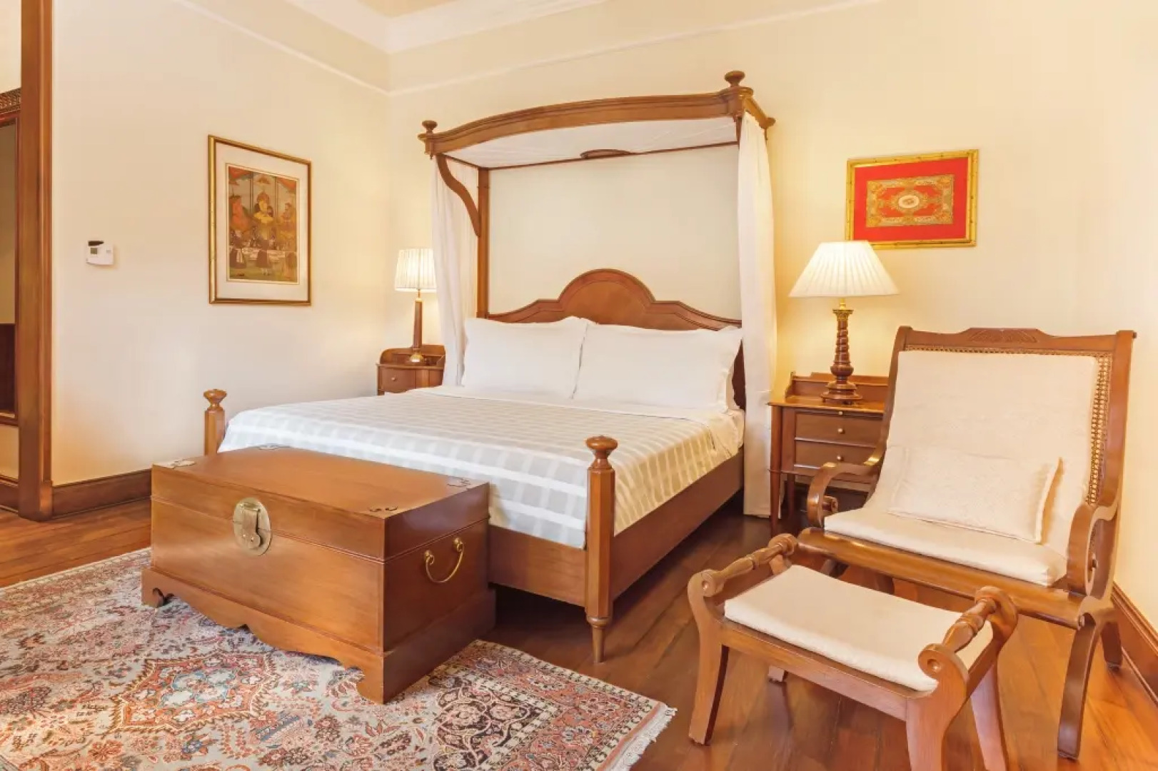 The Oberoi Grand Kolkata Hotel