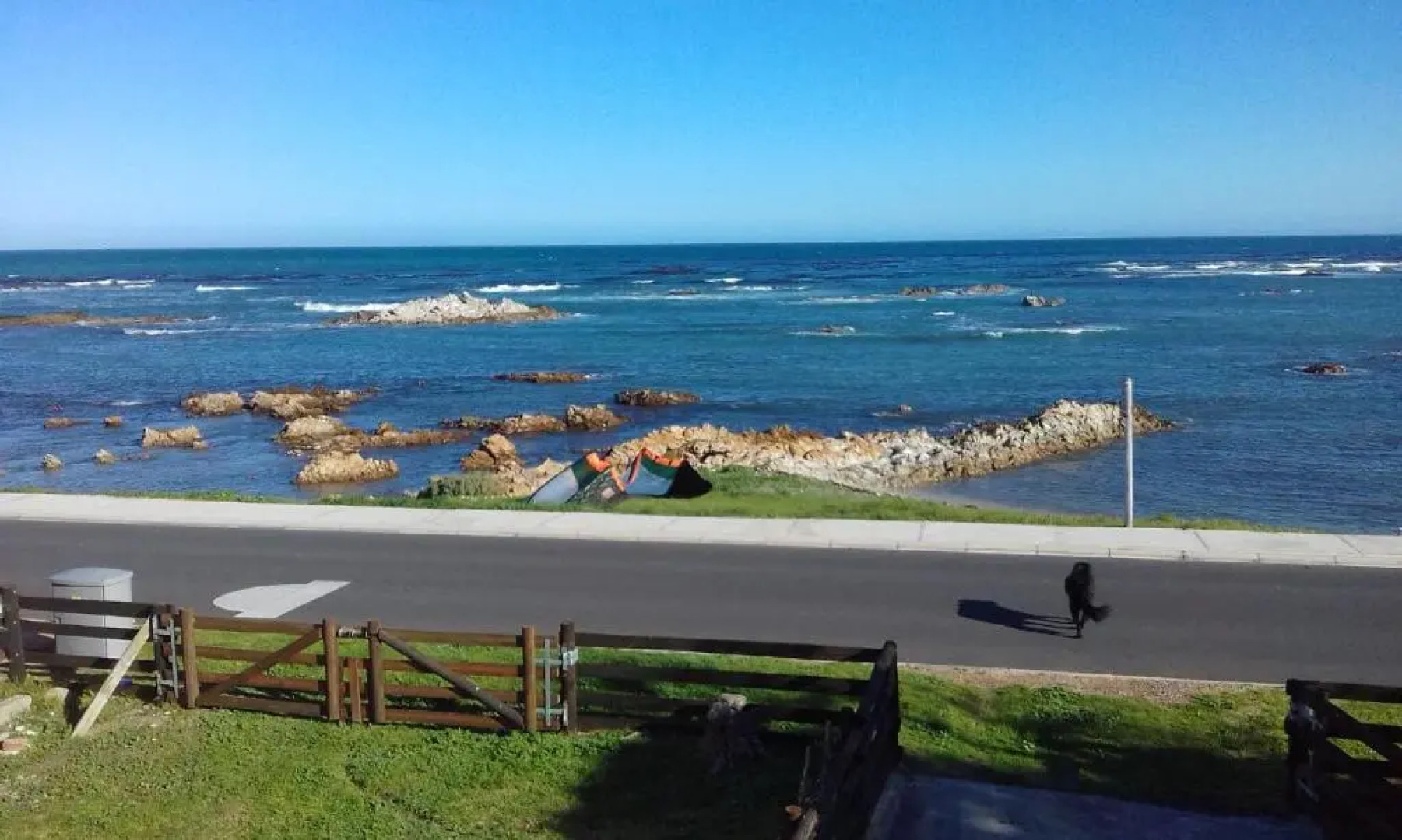 Franskraal-Rustic Family Beach House from R1450 per night, sleeps 6,min 2 nights