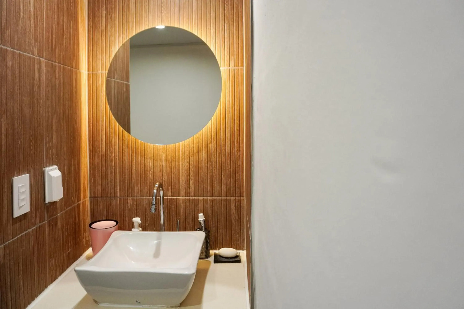 Empathy Dongseongro Guesthouse