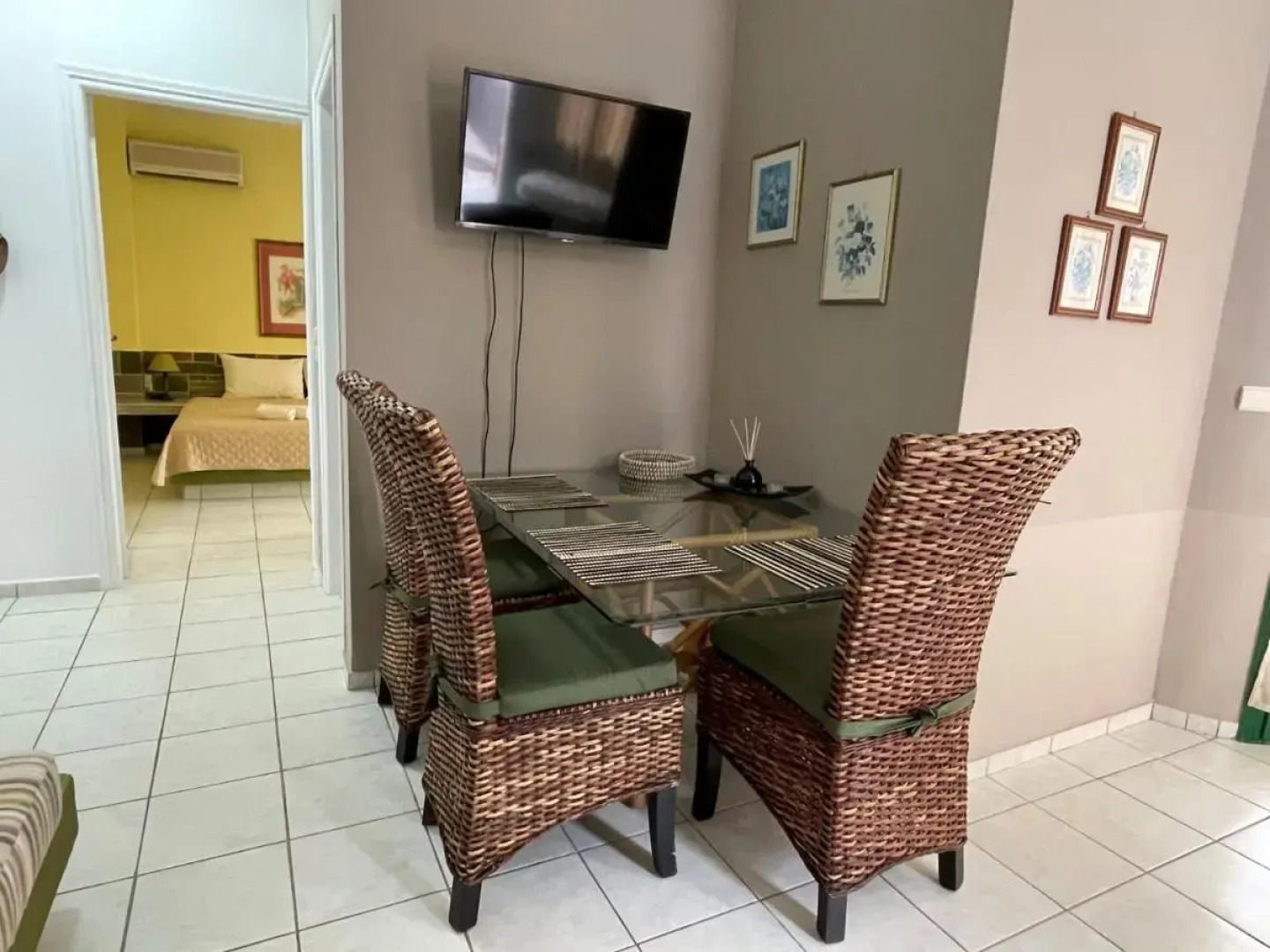 Aquarius Apartments "by Checkin"