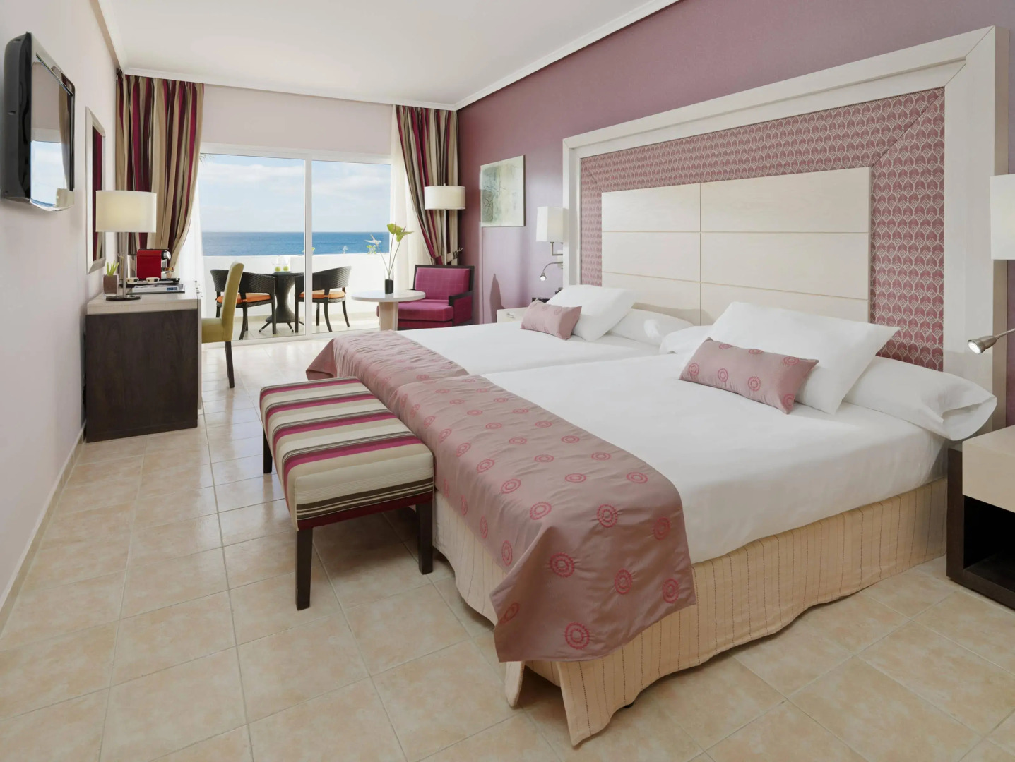 H10 Timanfaya Palace