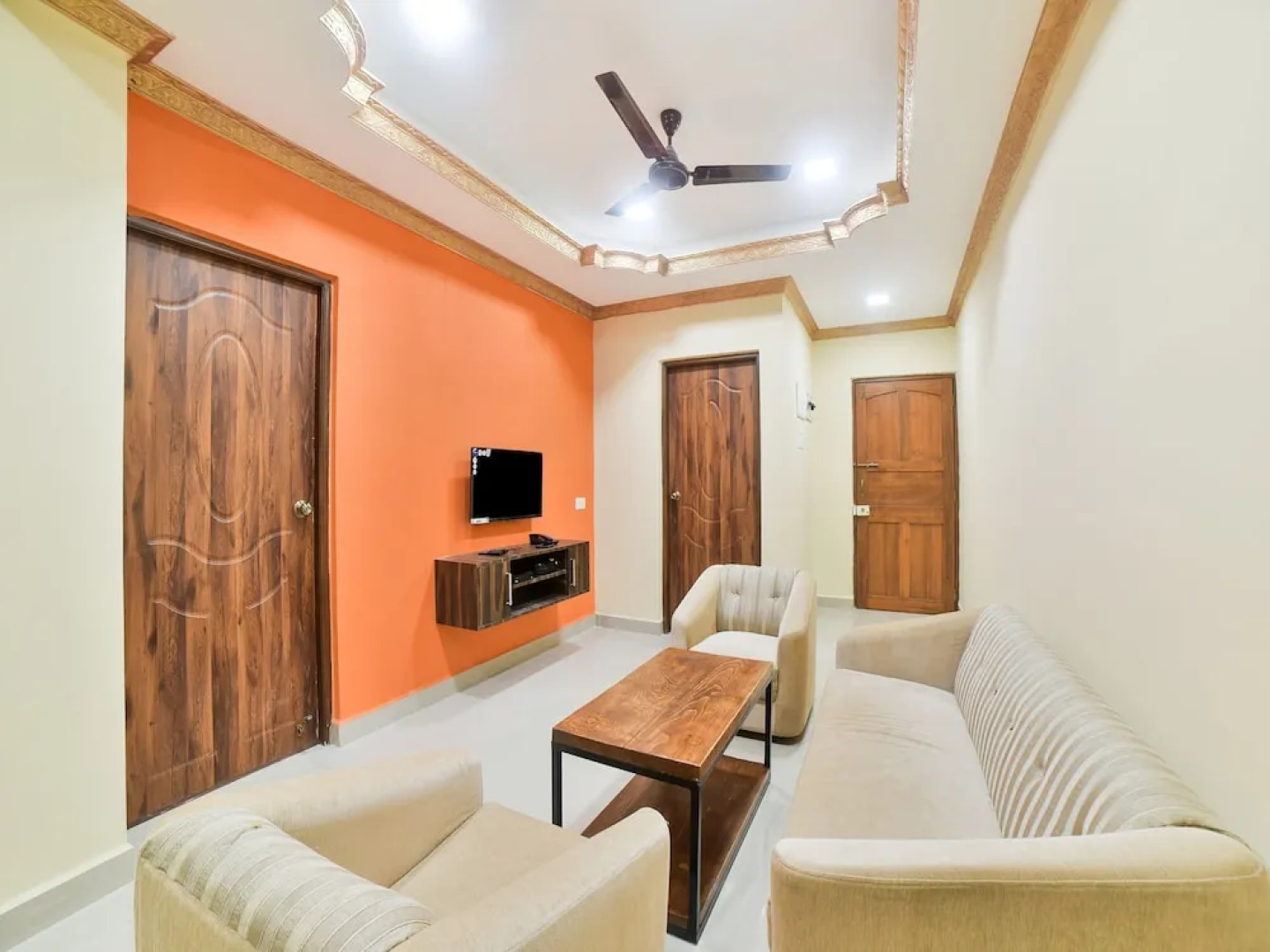 Oyo 29017 Ruby Residency