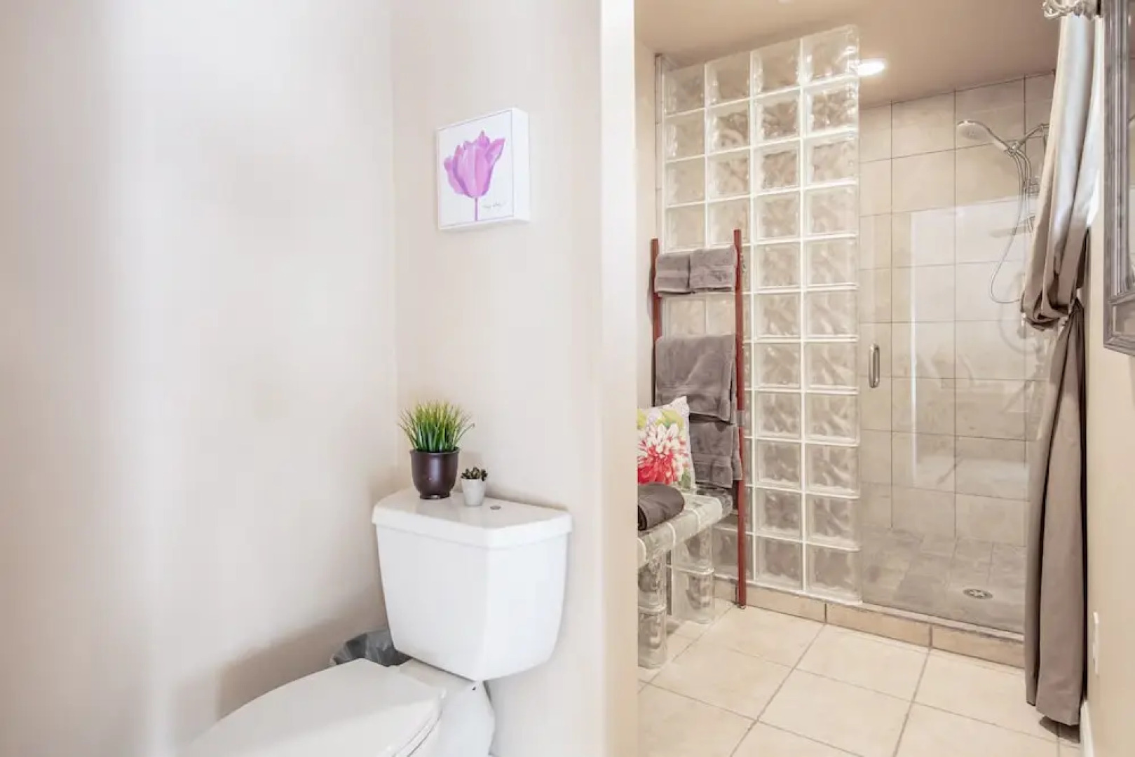 Extravagant Fountain Hills - 6 Br Home