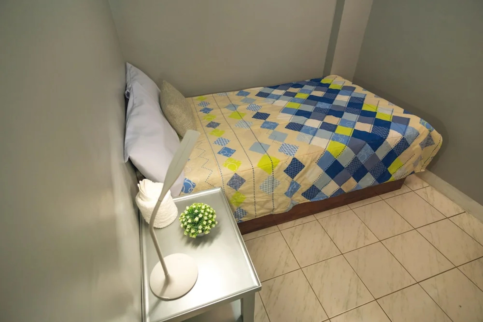 Mellow Apartelle and Tourist Inn