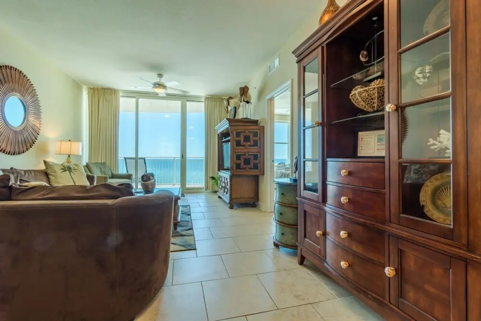Aqua Resort By BlueSwell