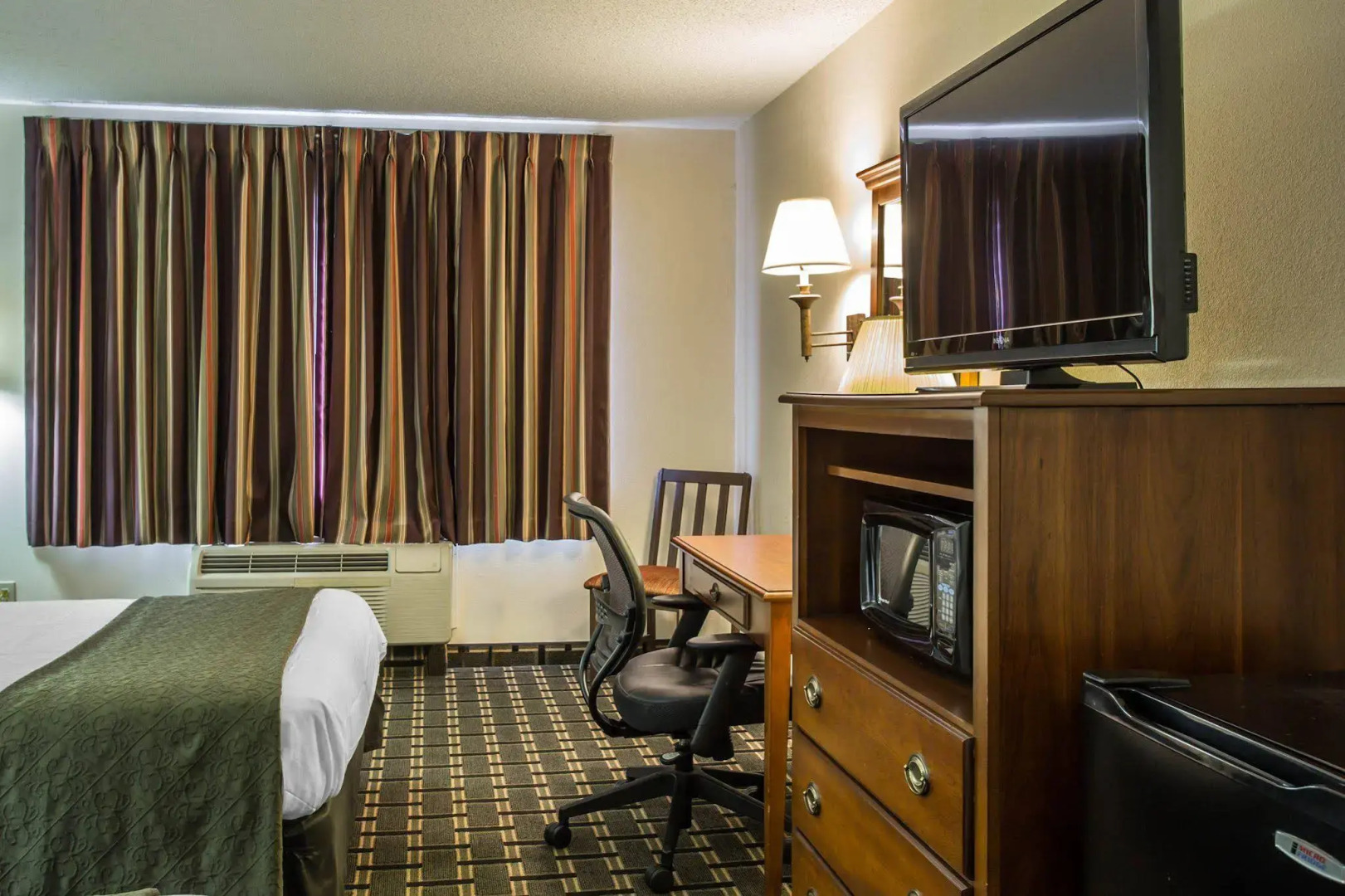 Quality Inn Huntersville near Lake Norman