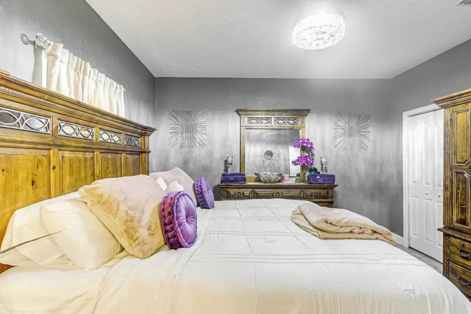 14 Mi to Jekyll Island: Luxe Brunswick Home