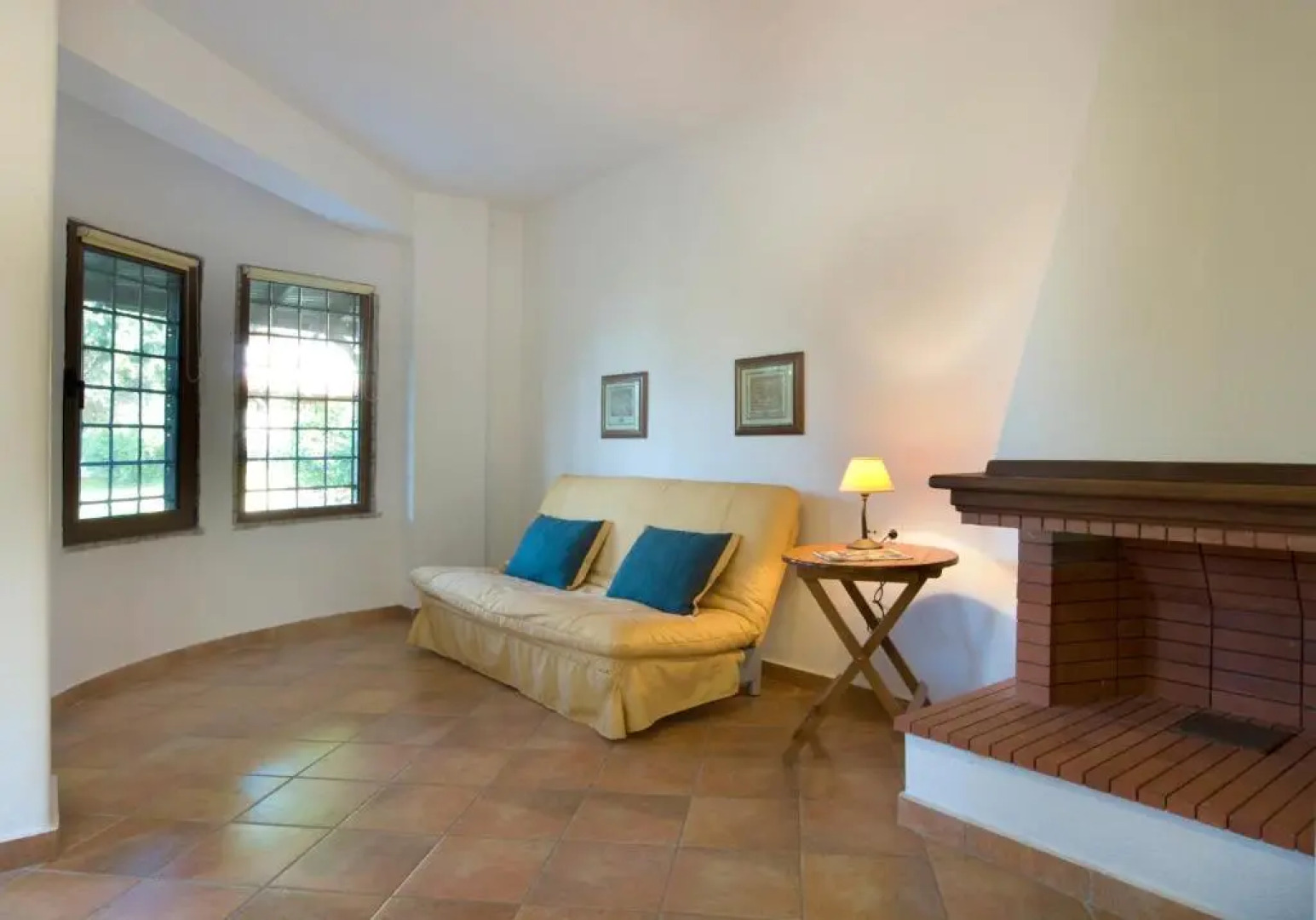 Amaryllis Summer Maisonettes