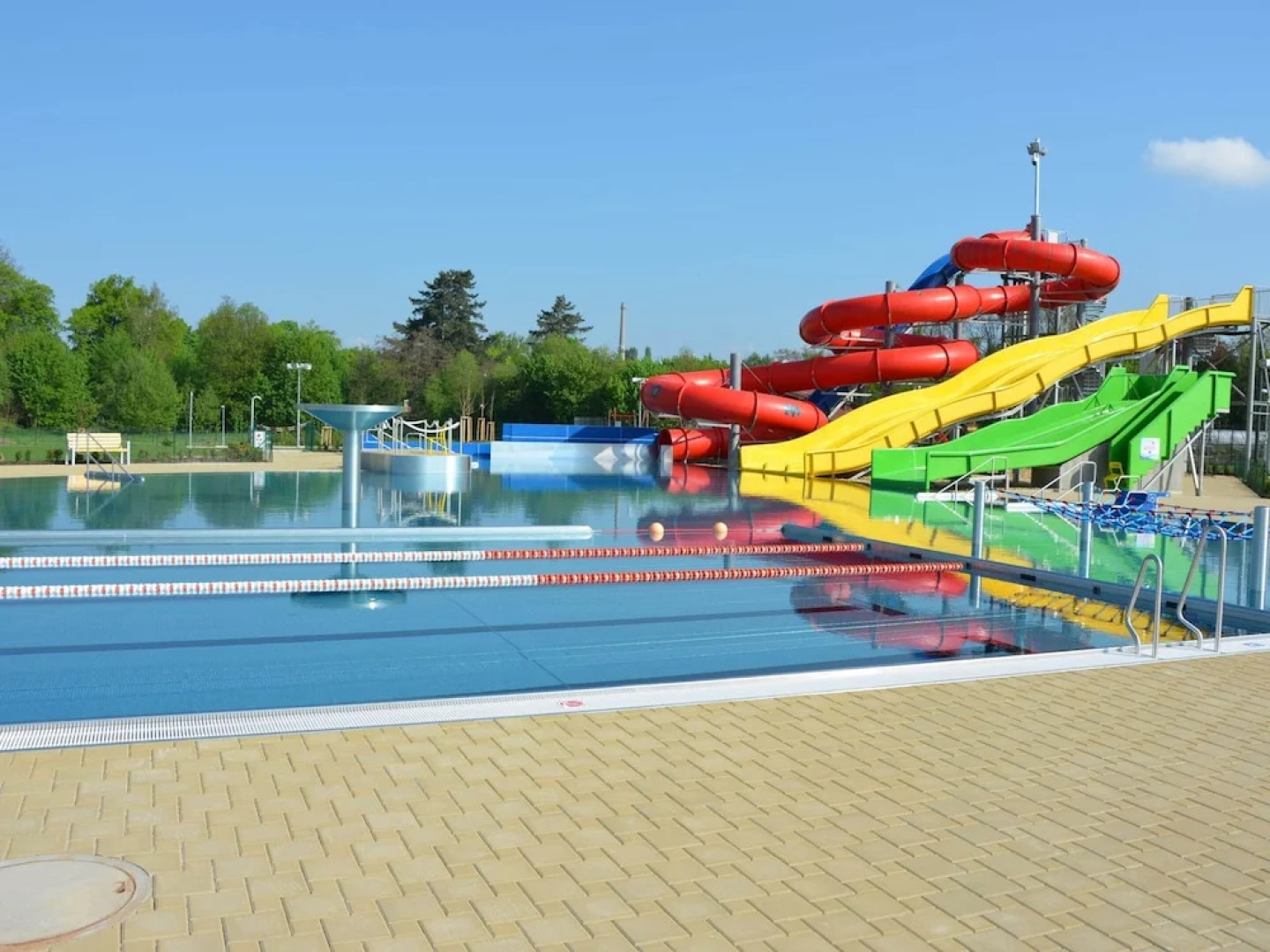 Comfortable Detached House With Large Garden