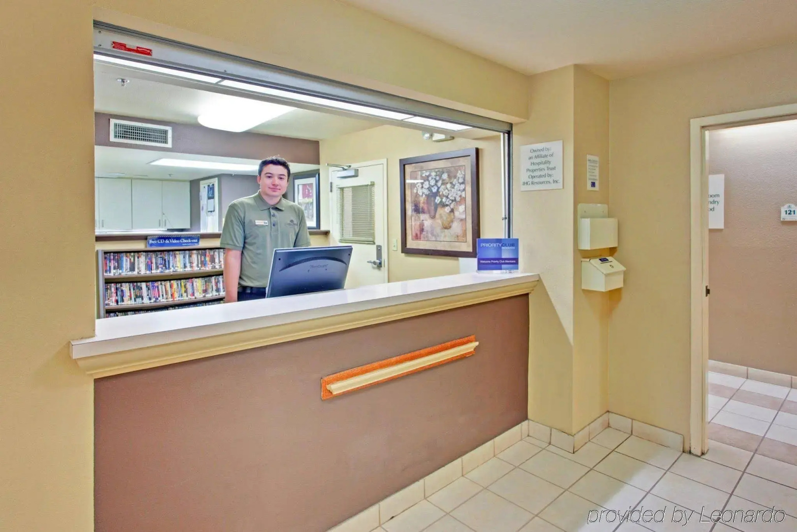 Sonesta Simply Suites Phoenix Tempe