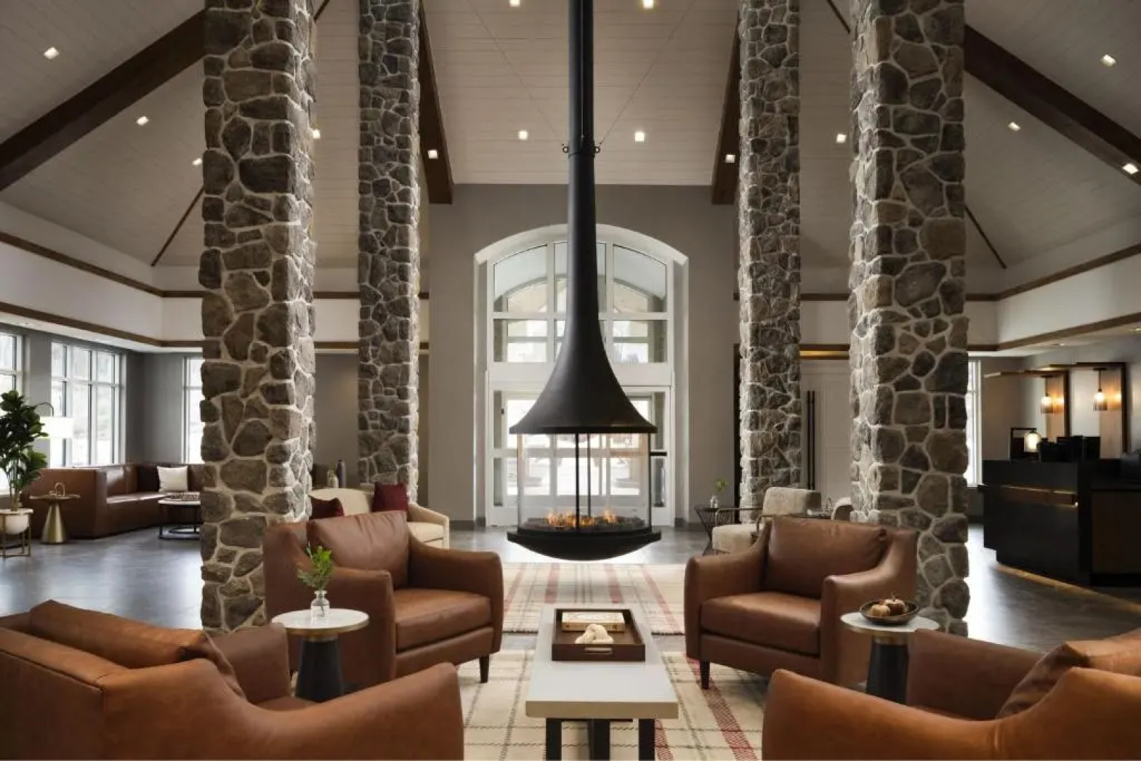 Inn at Bellefield / Hyde Park