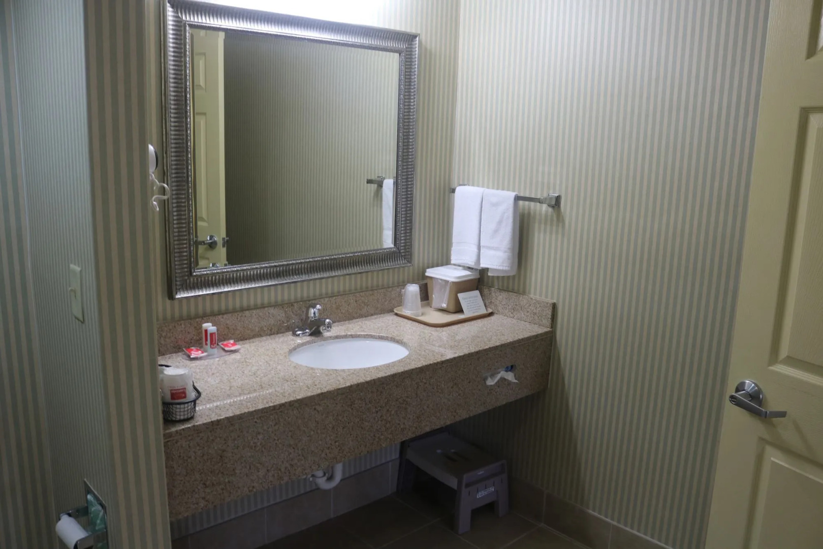 Econo Lodge Huntington - Barboursville University Area