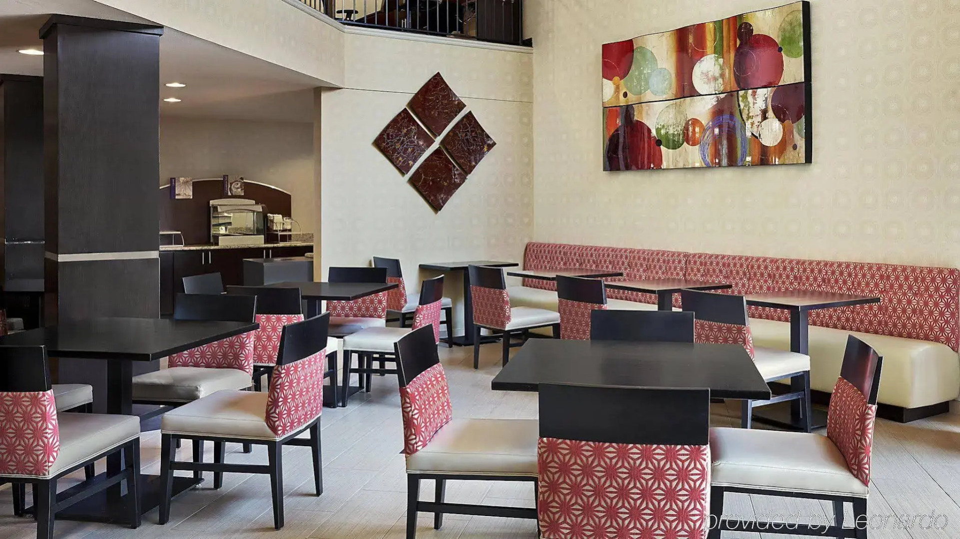 Holiday Inn Express Hotel Naples Downtown - 5th Avenue