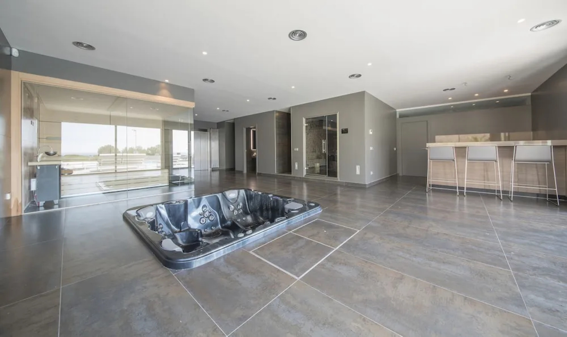 Exclusive Tamarit Villa TH 85