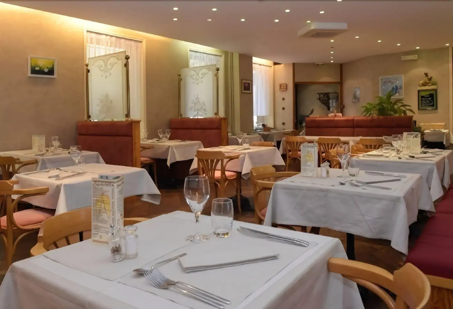 Logis Hôtel Les Pages