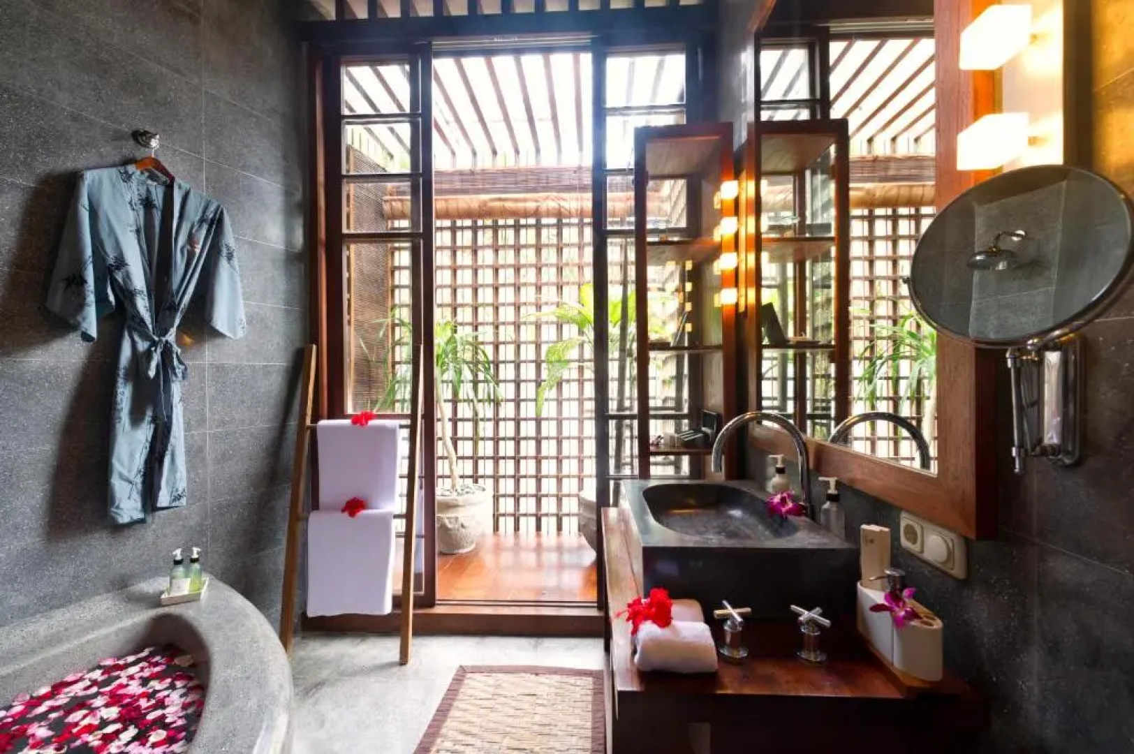 Aventus Luxury Beachfront Villa Gianyar