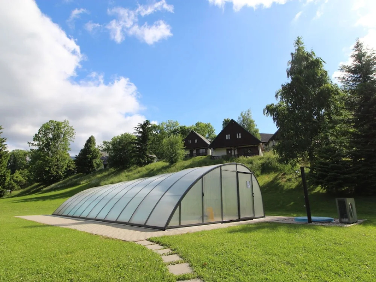 Holiday Hill 47 ern D l