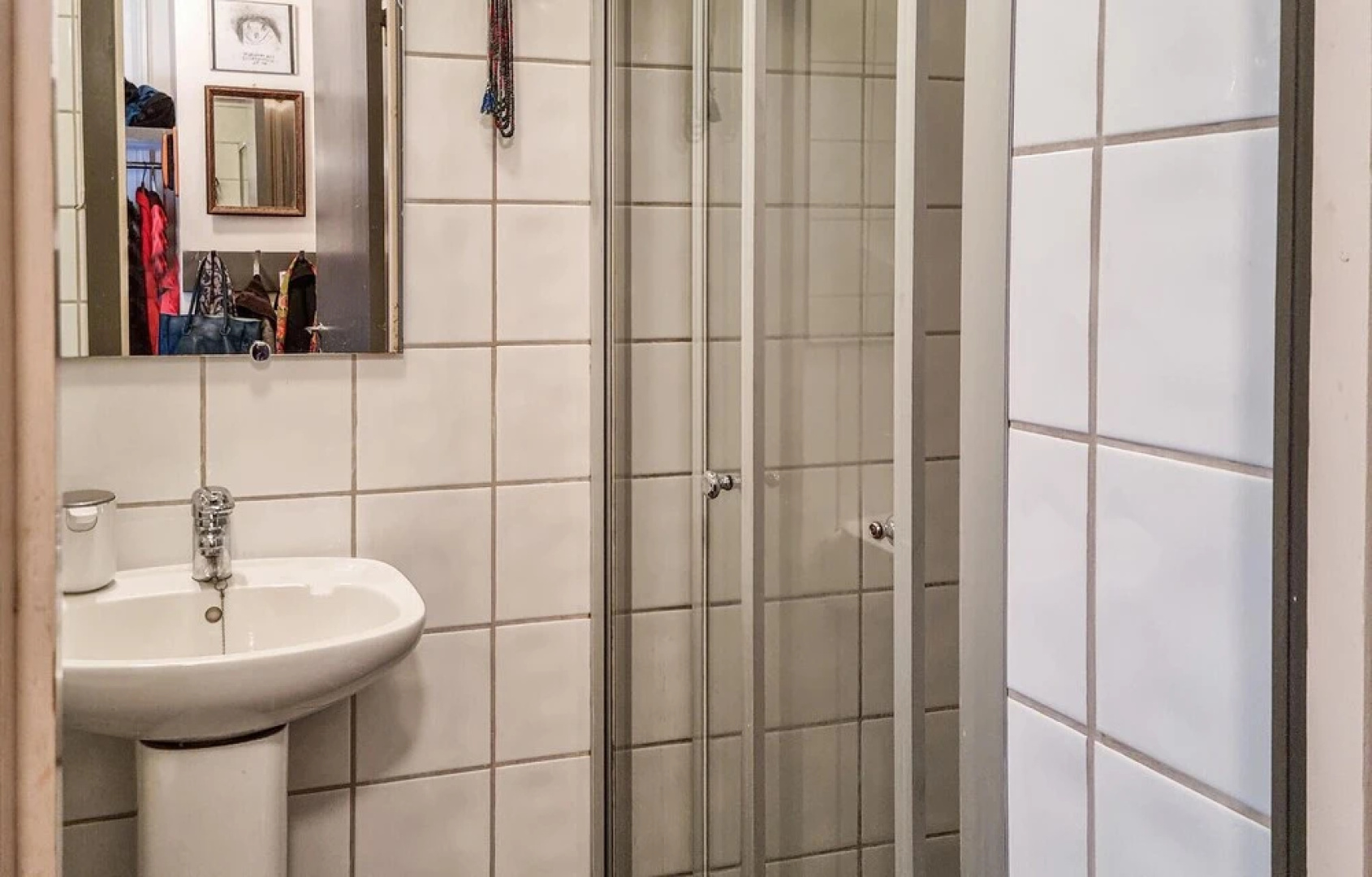 Awesome Home in Mandal With Wifi and 4 Bedrooms